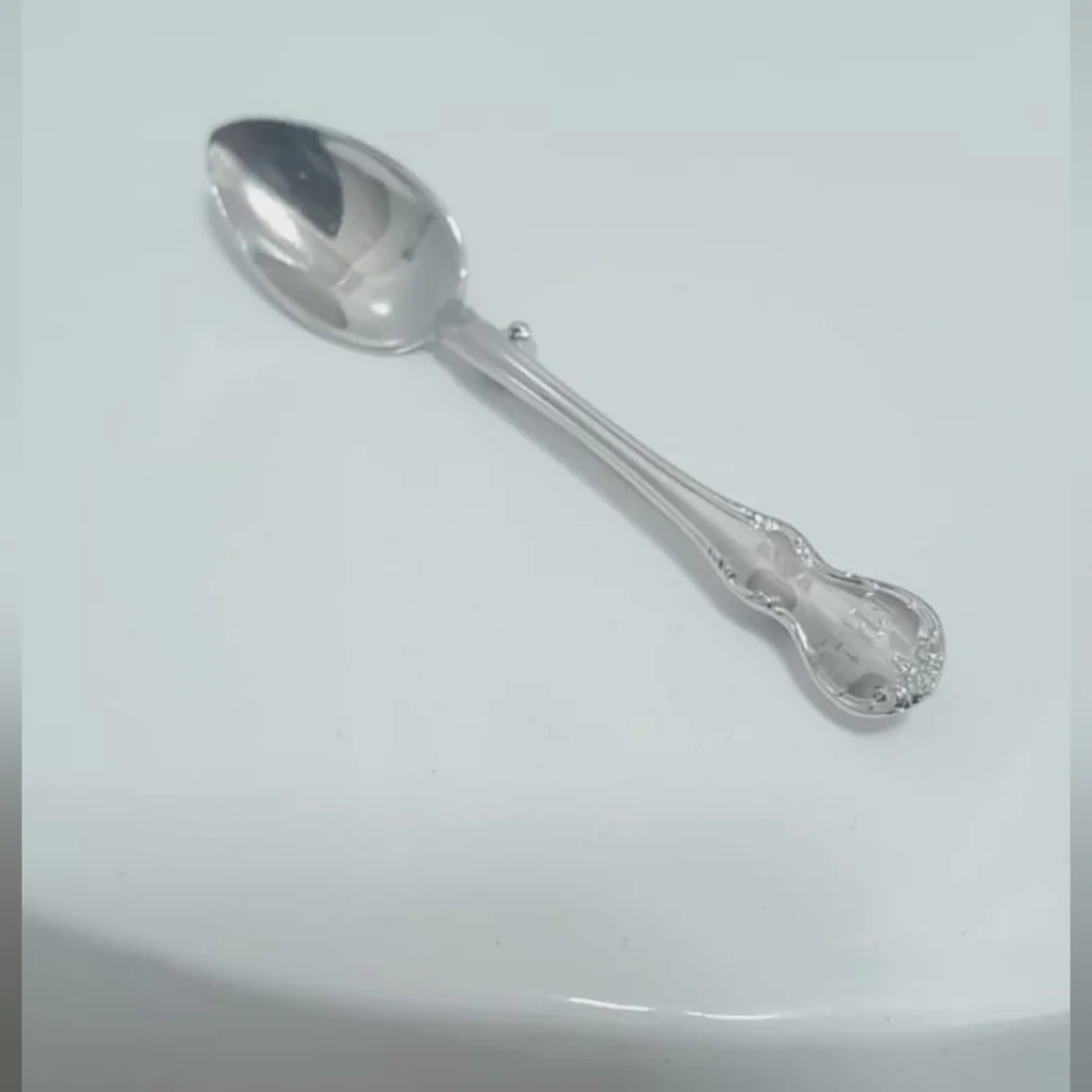 Silver Tone Spoon Pin For Women.🌴